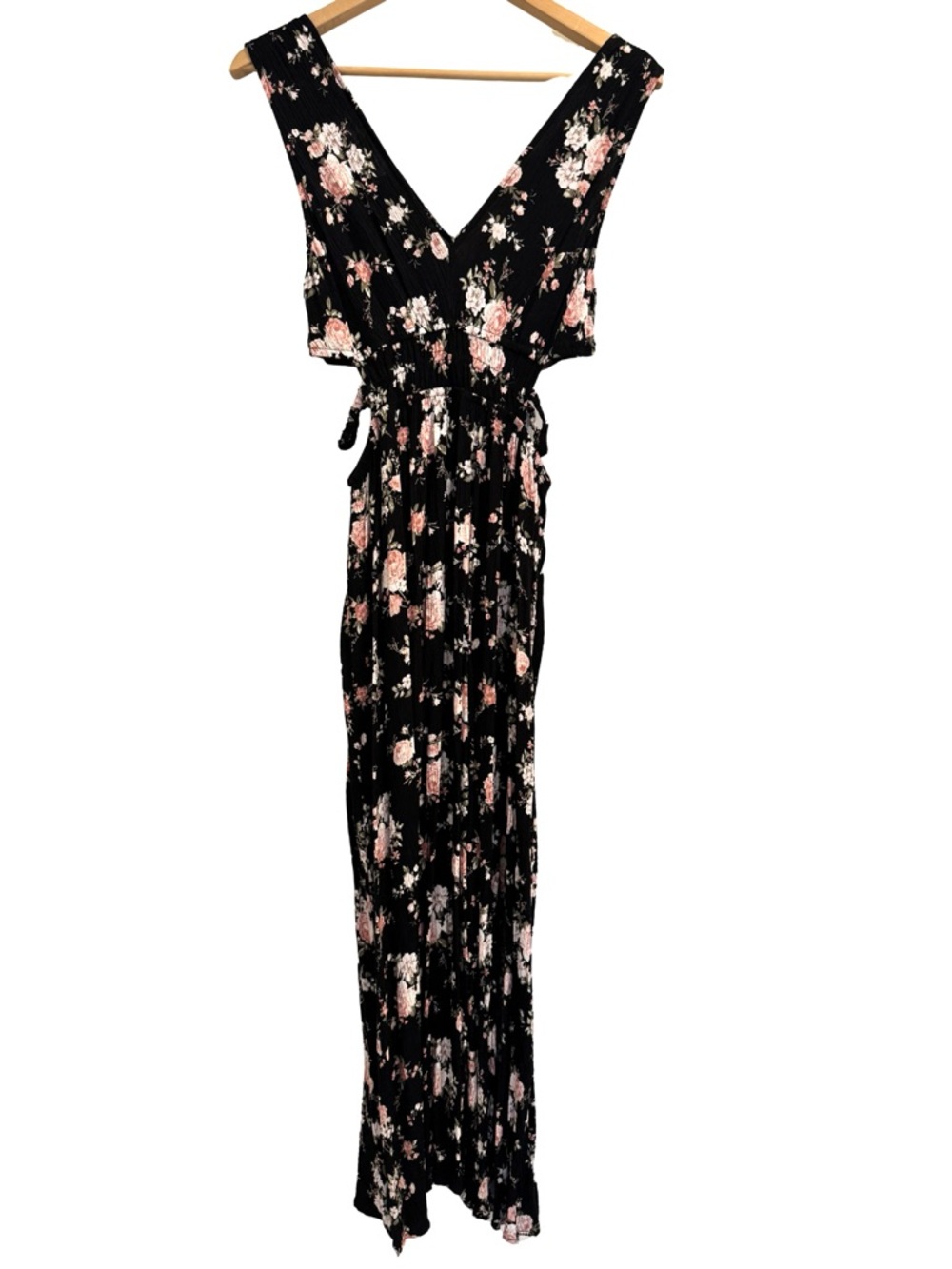 Faded Rose Black Floral Maxi Dress Size M Cutout Slit V-Neck